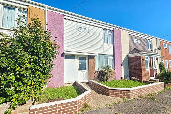 3 Bedroom Terraced House For Sale In Skipper Way, Lee-On-The-Solent, PO13