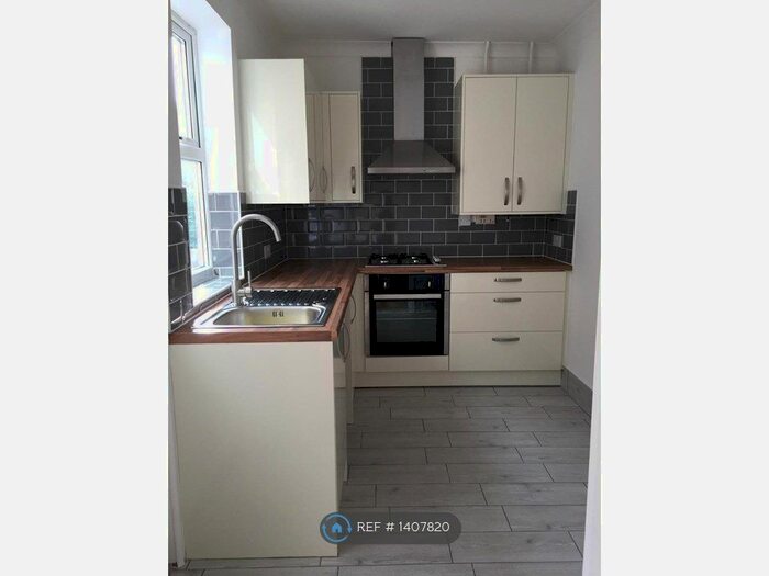 2 Bedroom Terraced House To Rent In Wood Street, Newark, NG24