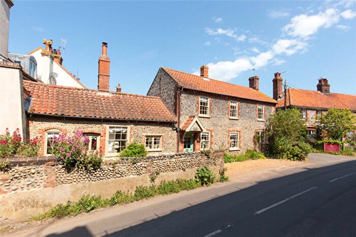 3 Bedroom Cottage For Sale In High Street, Cley, Holt, Norfolk, NR25