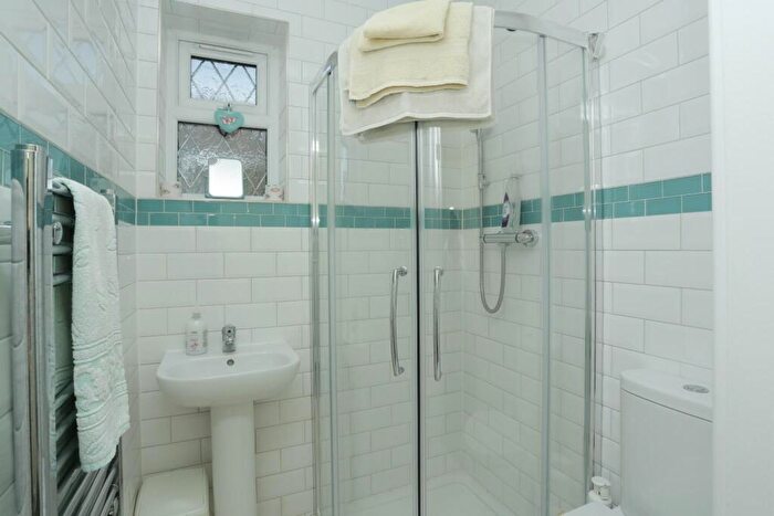 4 Bedroom Detached House For Sale In St. Lawrence Avenue, Ramsgate, CT11
