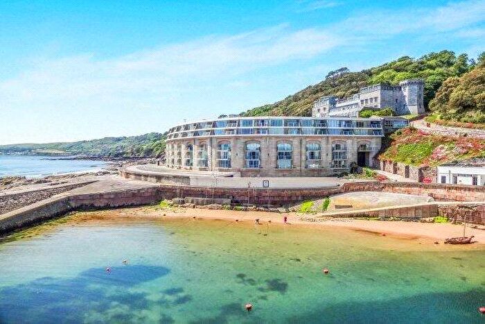 1 Bedroom Apartment For Sale In Fort Picklecombe, Maker, Torpoint, PL10