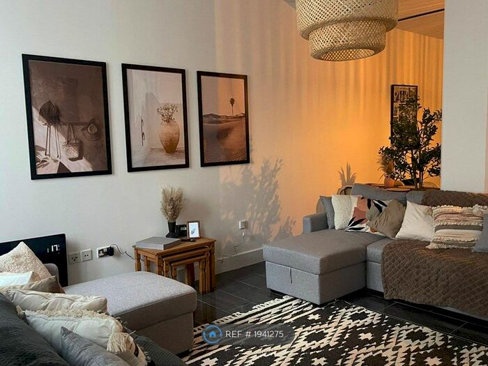 2 Bedroom Flat To Rent In Exchange Street East, Liverpool, L2