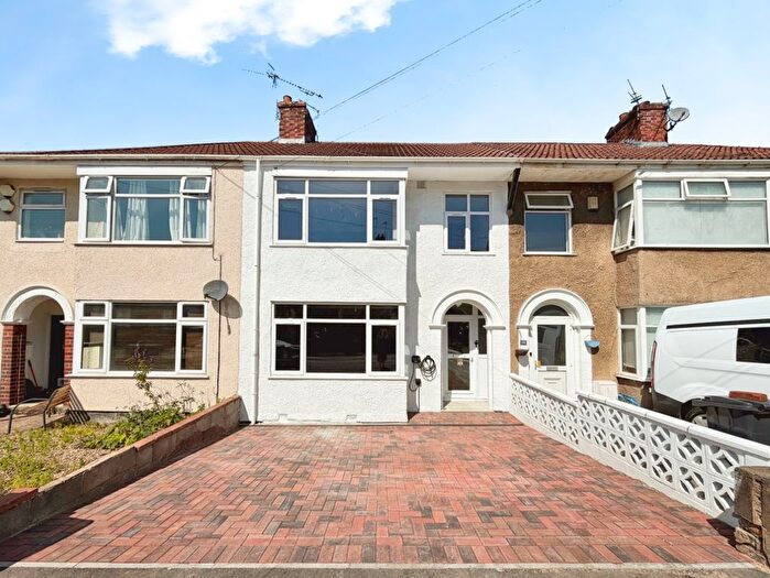 3 Bedroom Terraced House To Rent In Savoy Road, Bristol, BS4