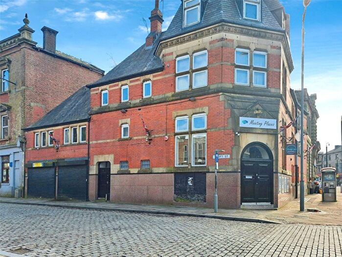 1 Bedroom Flat To Rent In Croft Street, Darwen, Lancashire, BB3