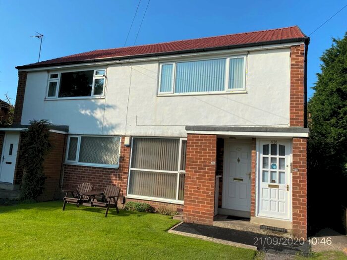 1 Bedroom Apartment To Rent In Spen Lane, Leeds, West Yorkshire, LS16