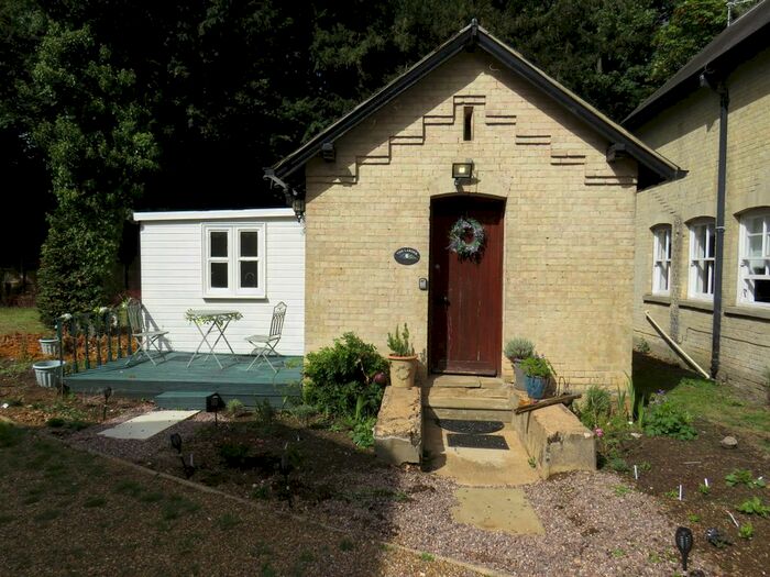 1 Bedroom Cottage To Rent In Downham Road, Crimplesham, King's Lynn, PE33