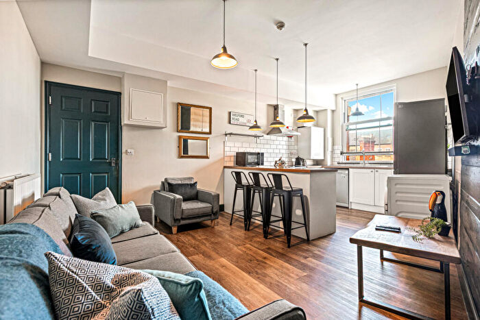 5 Bedroom Property To Rent In Flat, Shoe & Boot Factory, Leicester, LE2
