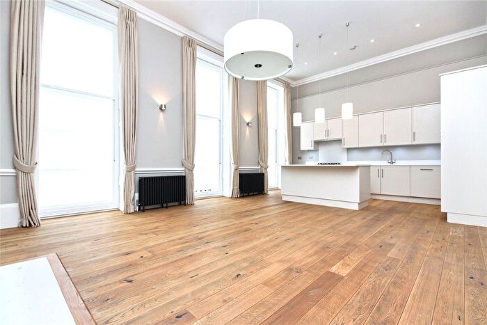 1 Bedroom Flat To Rent In Gloucester Place, Marylebone, London, W1U