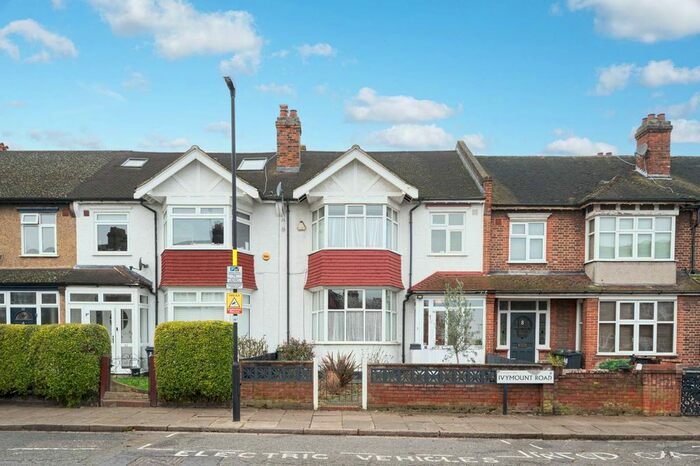 3 Bedroom Terraced House To Rent In Ivymount Road, Streatham, London, SE27