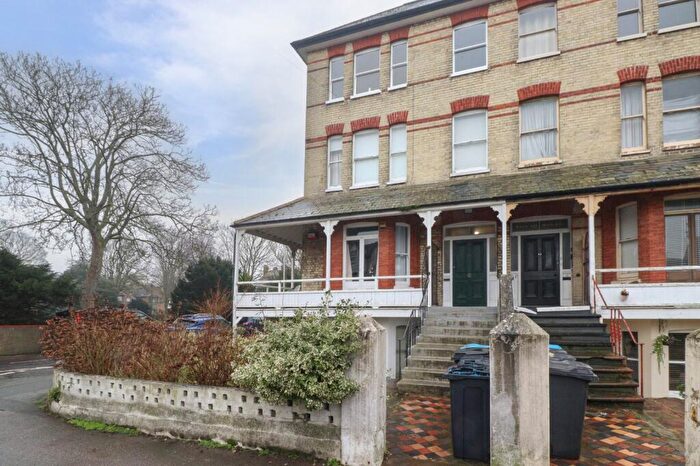 2 Bedroom Flat For Sale In Westgate Bay Avenue, Westgate-on-Sea, Kent, CT8