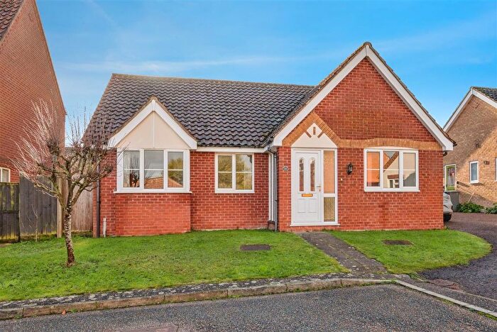 3 Bedroom Detached Bungalow For Sale In Sears Close, Aylsham, Norwich, NR11