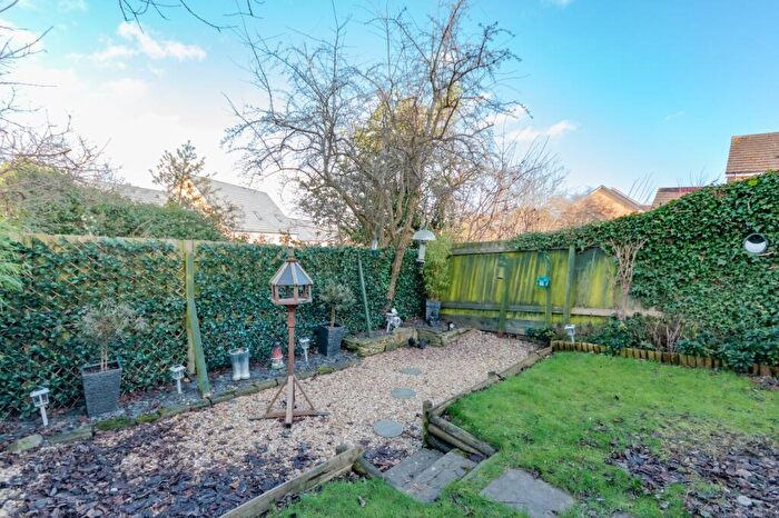 2 Bedroom Semi-Detached House For Sale In Stead Hill Way, Thackley, Bradford, West Yorkshire, BD10