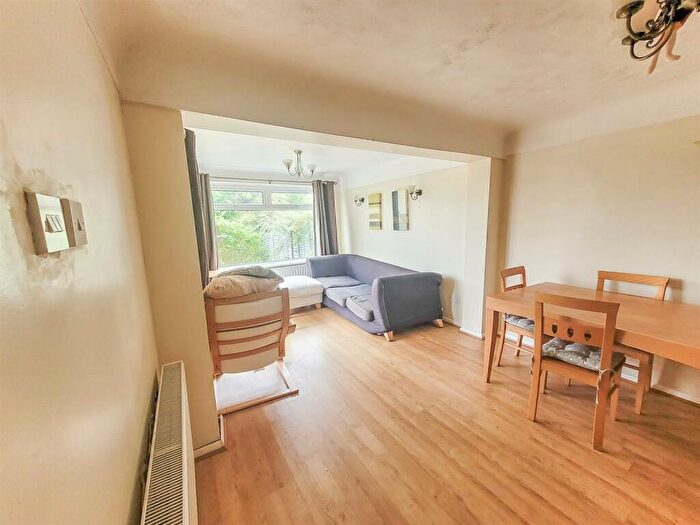 4 Bedroom Semi-Detached House To Rent In Lees Lane, Little Neston, Neston, CH64