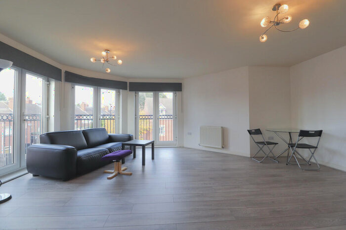 2 Bedroom Apartment To Rent In Large City Centre Apartment For Sept, CV2