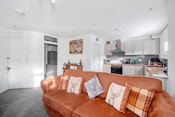 1 Bedroom Flat For Sale In Clock Walk - High Street Bognor Regis, PO21