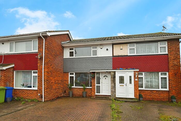 2 Bedroom Terraced House For Sale In Gladstone Drive, Sittingbourne, ME10