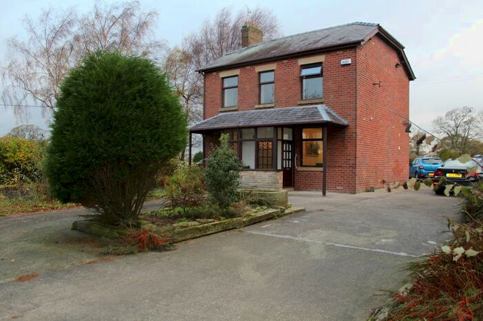 3 Bedroom Detached House To Rent In Crowlady Farm, Lea Lane, Preston, PR4