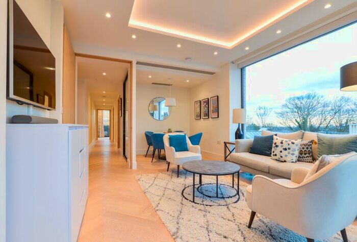 2 Bedroom Apartment To Rent In Haverstock Hill, Belsize Park, NW3