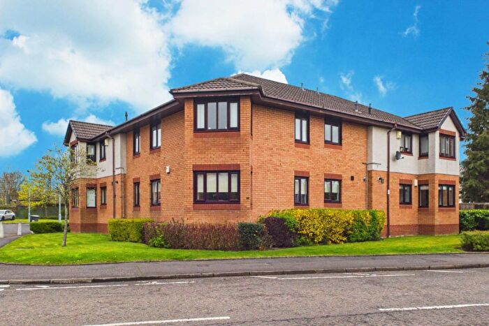 2 Bedroom Flat For Sale In South Park Grove, Hamilton, ML3