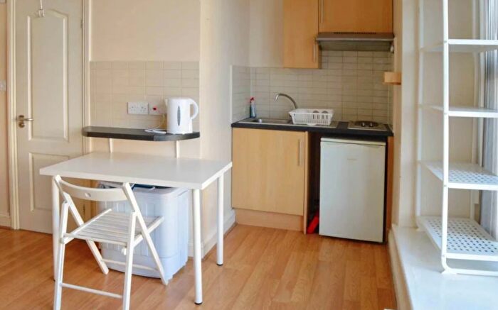 Studio To Rent In High Street, London, W3