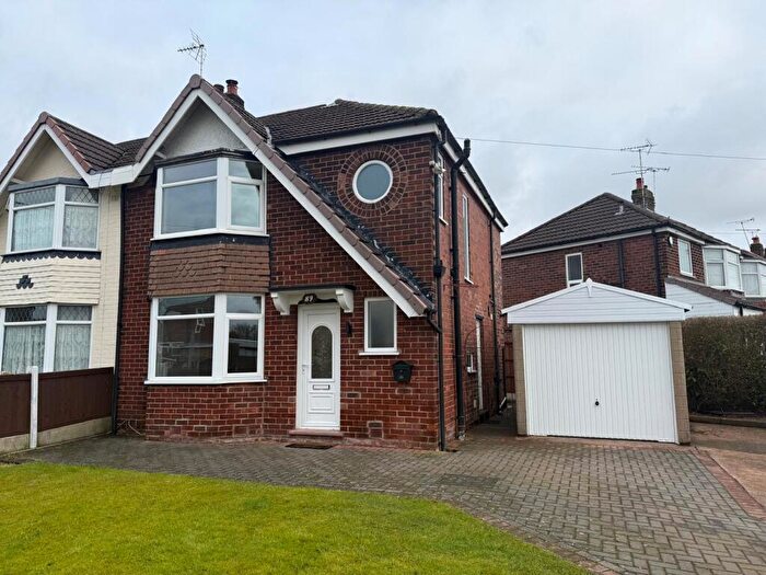 3 Bedroom Semi-Detached House To Rent In Dane Bank Avenue, Crewe, CW2