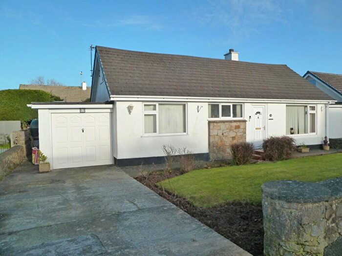 4 Bedroom Detached Bungalow For Sale In Breeze Hill, Tyn-Y-Gongl, LL74