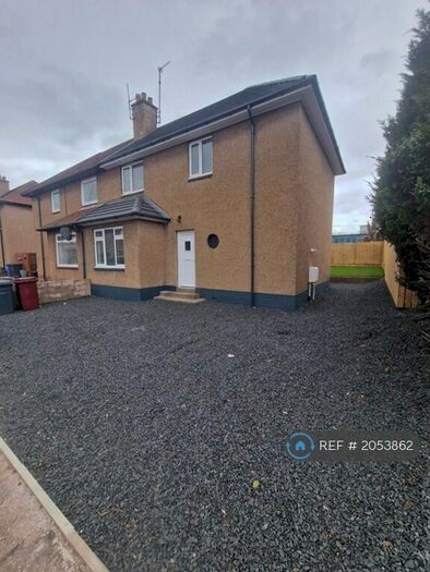 3 Bedroom Semi-Detached House To Rent In Kirkton Avenue, Dundee, DD3