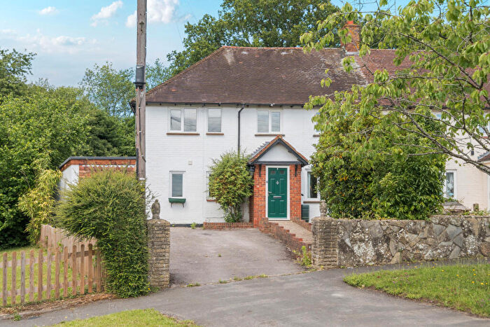 4 Bedroom Semi Detached House For Sale In Wyphurst Road, Cranleigh, GU6
