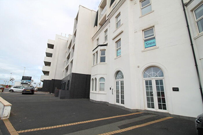 2 Bedroom Maisonette To Rent In Coastal Point, New South Promenade, FY4