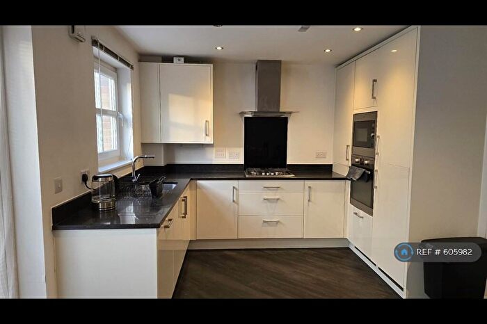 4 Bedroom Terraced House To Rent In Rainbow Road, Erith, DA8