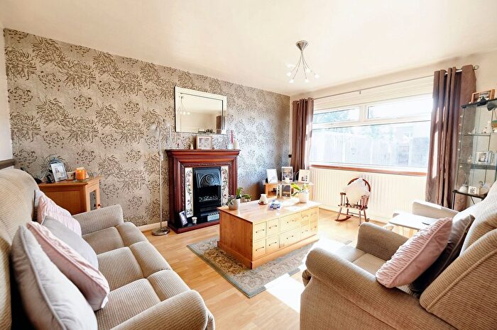 3 Bedroom Terraced House For Sale In Kerrier Close, Eccles, M30