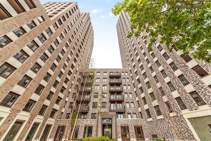 2 Bedroom Flat To Rent In Uncle Wembley, Wembley, HA9