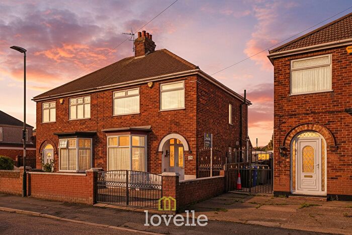 3 Bedroom Semi Detached House For Sale In Craven Road, Cleethorpes, DN35