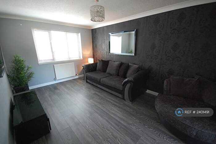 2 Bedroom Flat To Rent In Westhill, Aberdeenshire, AB32