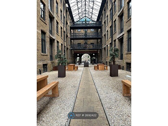 2 Bedroom Flat To Rent In Conditioning House, Bradford, BD1