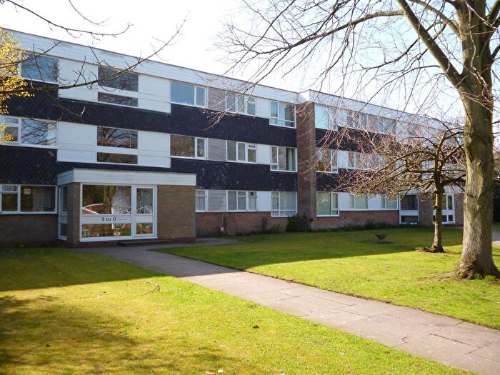 2 Bedroom Flat To Rent In Chadley Close, Solihull, B91