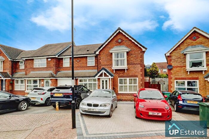 3 Bedroom End Terrace House For Sale In Tideswell Close, Binley, Coventry, CV3