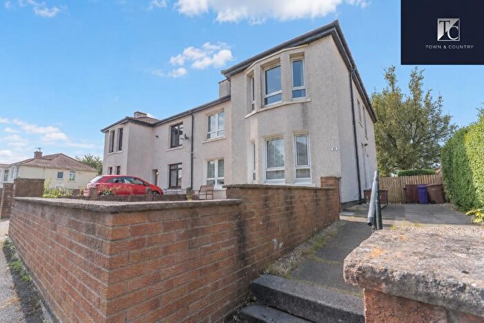 3 Bedroom Flat For Sale In Gadloch Street, Parkhouse, G22