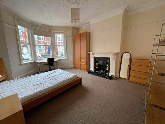 3 Bedroom Flat To Rent In Shortridge Terrace, Jesmond, Newcastle Upon Tyne, NE2