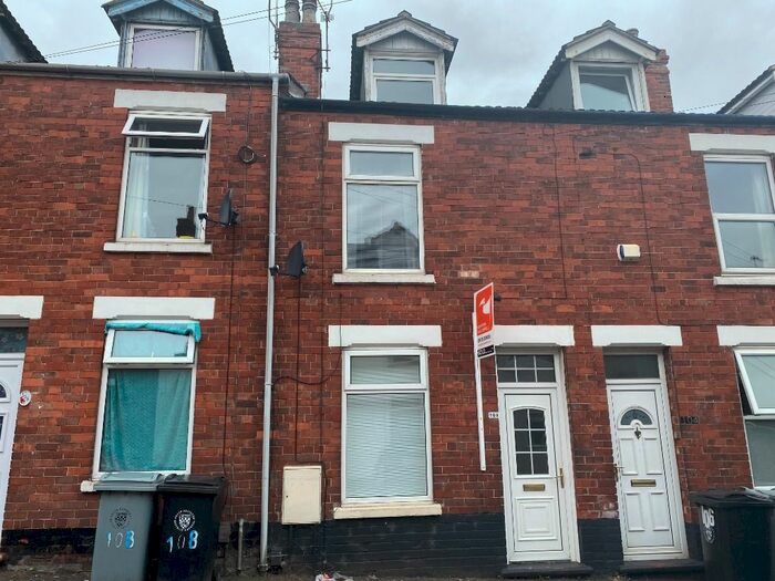 3 Bedroom Terraced House To Rent In Stamford Street, Grantham, NG31