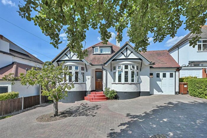3 Bedroom Detached Bungalow For Sale In St. Johns Avenue, Warley, Brentwood, CM14