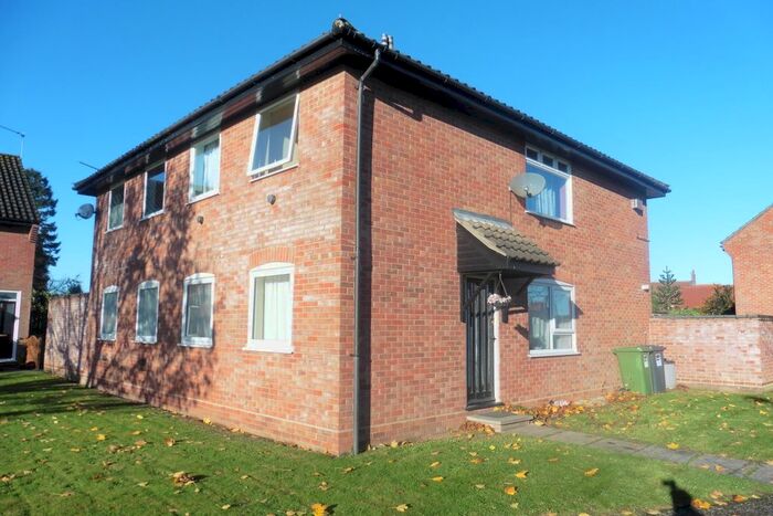 2 Bedroom Flat To Rent In Warren Avenue, Fakenham NR21