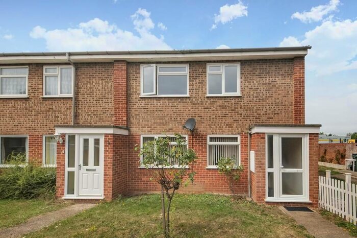 2 Bedroom Maisonette To Rent In Castle Close, Sunbury On Thames, TW16