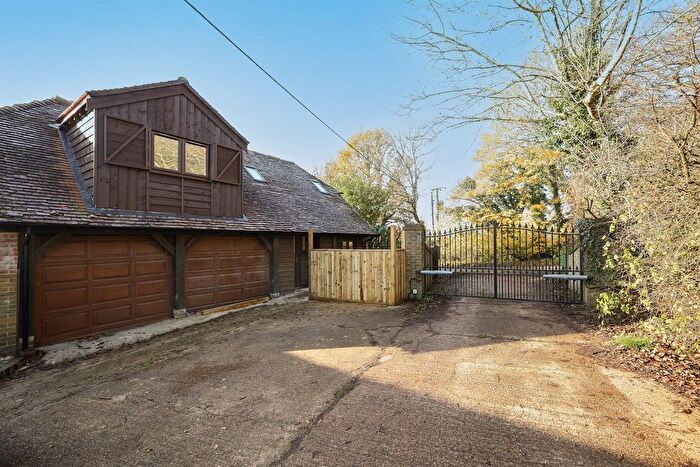 2 Bedroom Flat To Rent In Rusper Road, Horsham, West Sussex, RH12