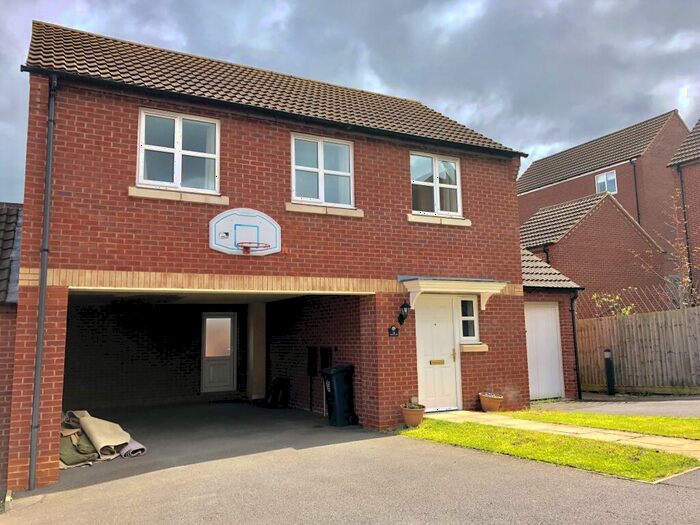 2 Bedroom Detached House To Rent In Snape Close, Hamilton, LE5