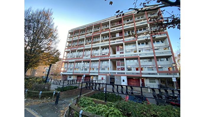 1 Bedroom Flat For Sale In Muriel Street, Islington, London, N1