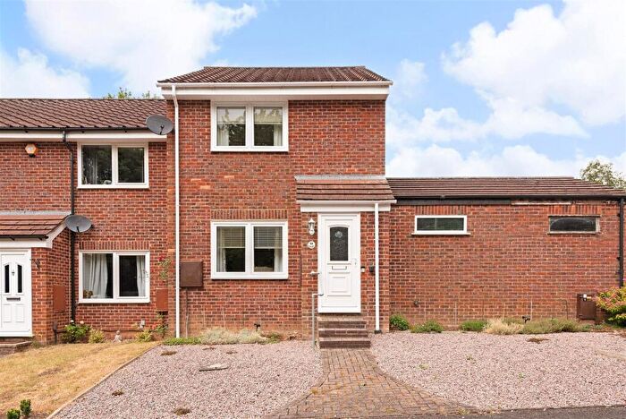 3 Bedroom End Of Terrace House For Sale In Wetherby Gardens, Charlton, Andover, SP10