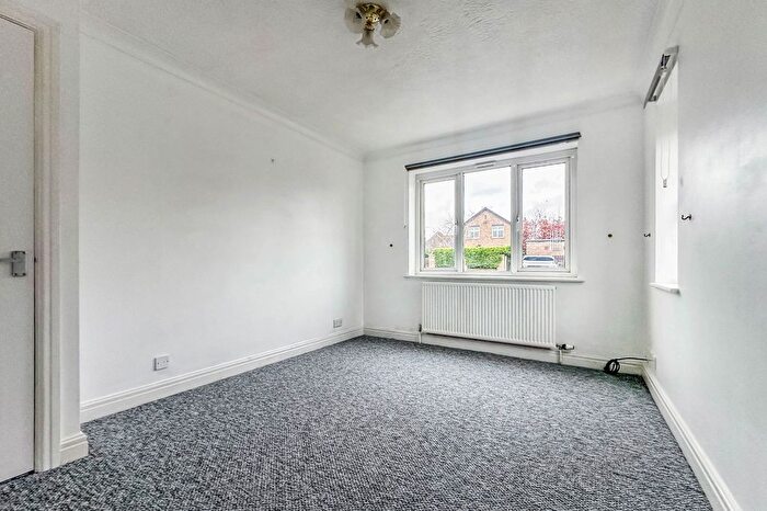 2 Bedroom Flat For Sale In Crowther Court Crowther Way, Swanland, North Ferriby, HU14