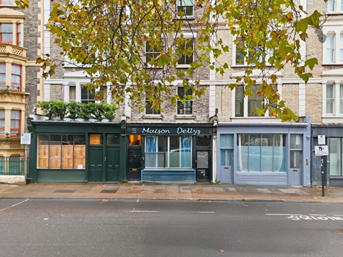 1 Bedroom Apartment For Sale In Columbia Road, Bethnal Green, E2