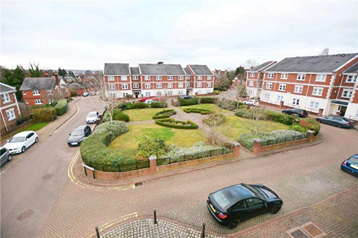1 Bedroom Apartment For Sale In Grosvenor House, St. Lukes Square, Guildford, GU1